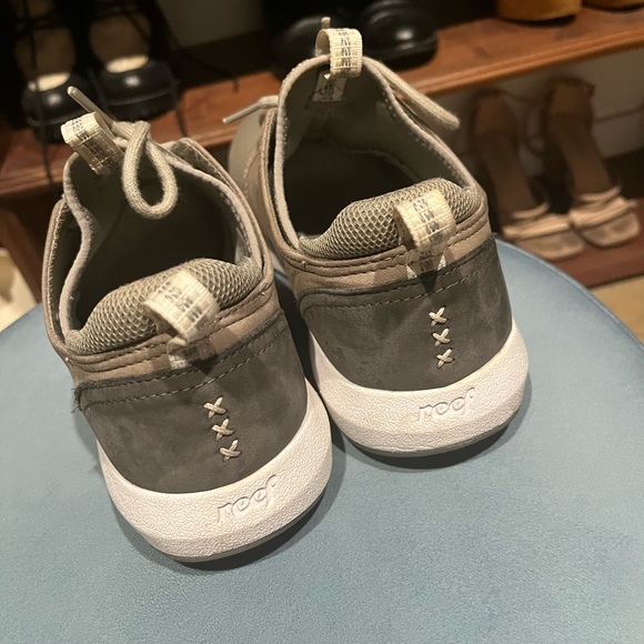 Reef tennis shoes - Picture 3 of 4